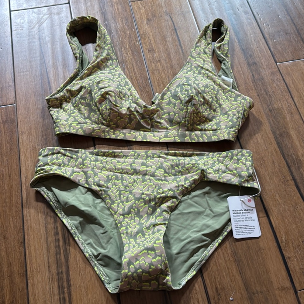 Lululemon waterside bikini